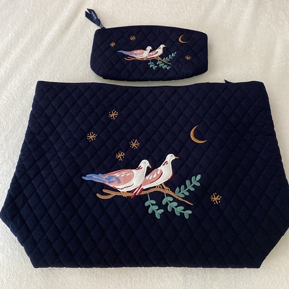 2pc Travel Set Vera Bradley Large Tote+Medium Cosmetic Winter Forest pattern NWT - Picture 2 of 12